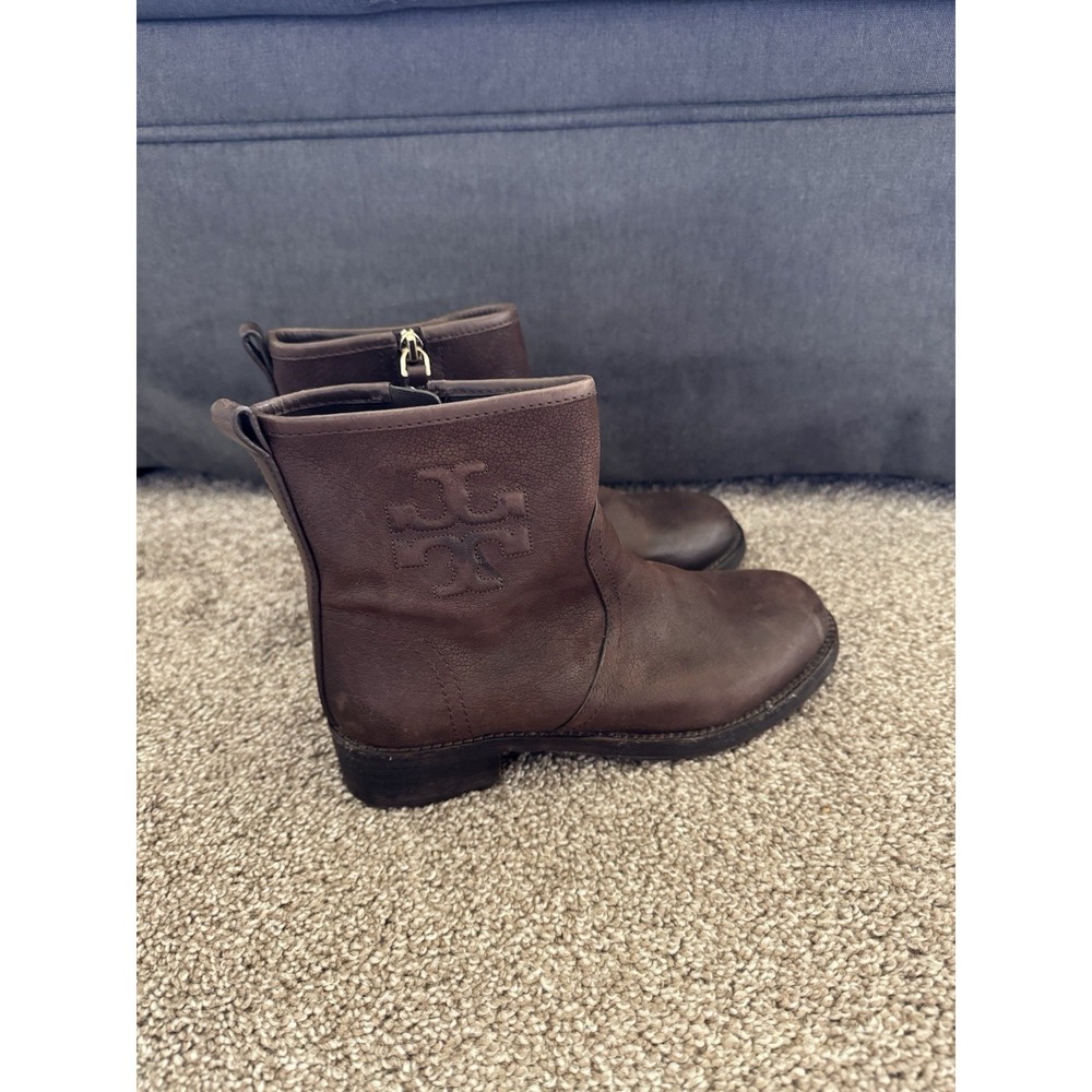 Tory Burch Simone 7M Brown Pebbled Leather Ankle Boots Lug Sole Stitched Logo